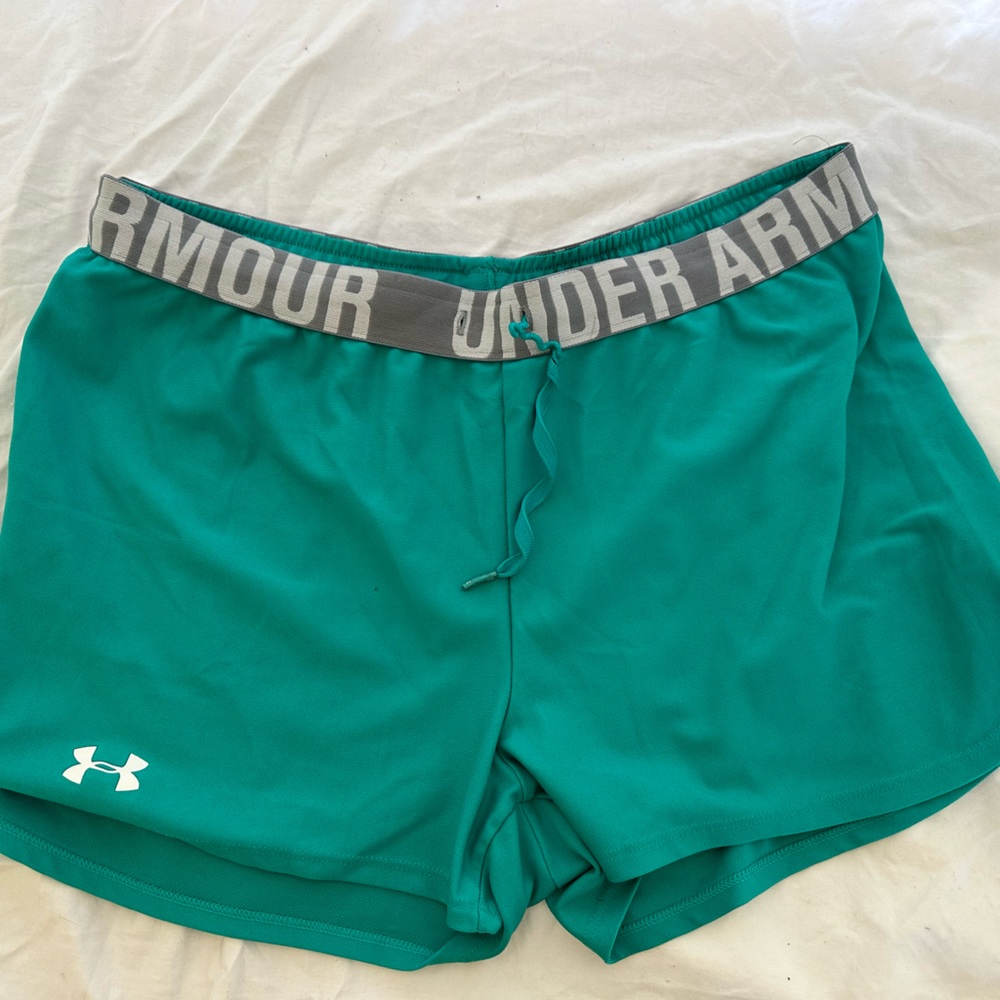 Women’s under armor running shorts